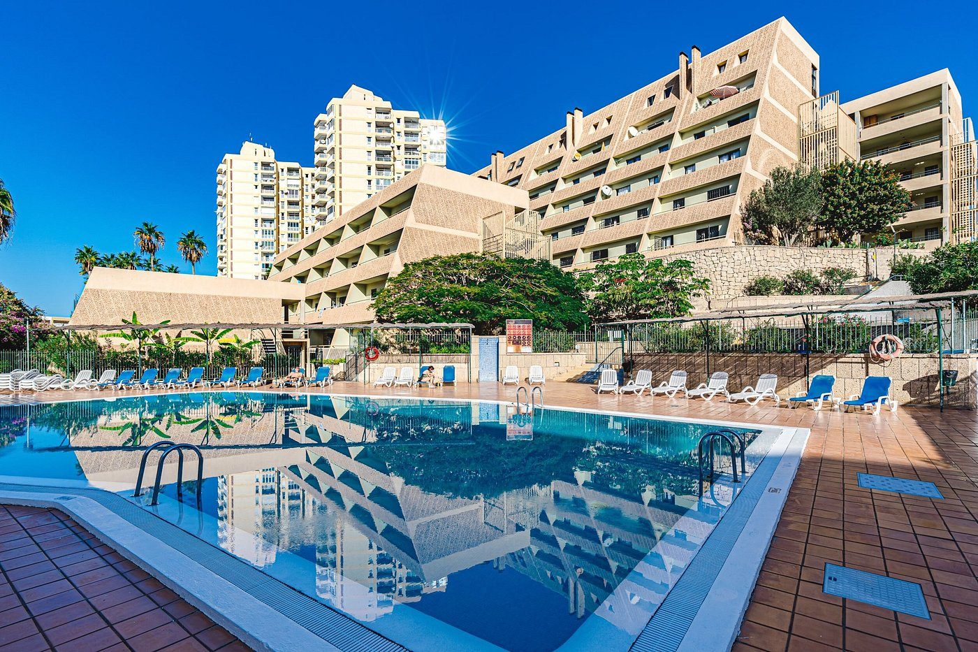 Exterior of Playazul